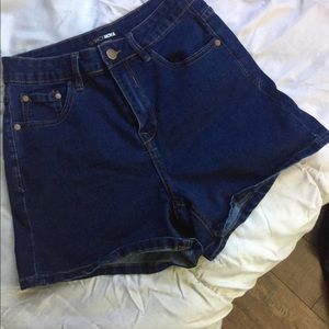 Dark blue jeans short